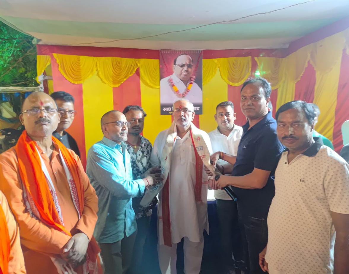 विधायक ने मां दुर्गा से क्षेत्र की सुख-समृद्धि की कामना, पूजा पंडालों में उमड़ा उत्साह