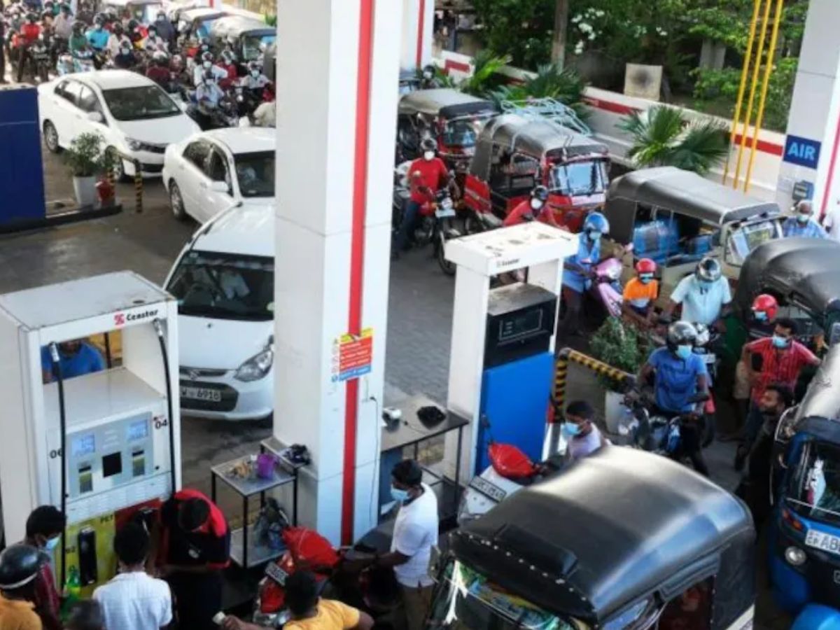 Petrol Diesel Crisis : अफवाह से बिगड़े हालात’, आगर मालवा में पेट्रोल-डीजल के लिए मची अफरा-तफरी